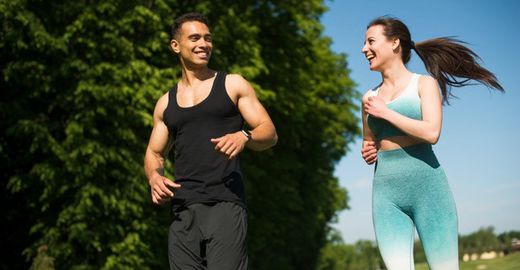 Esporte no verão: benefícios e precauções
